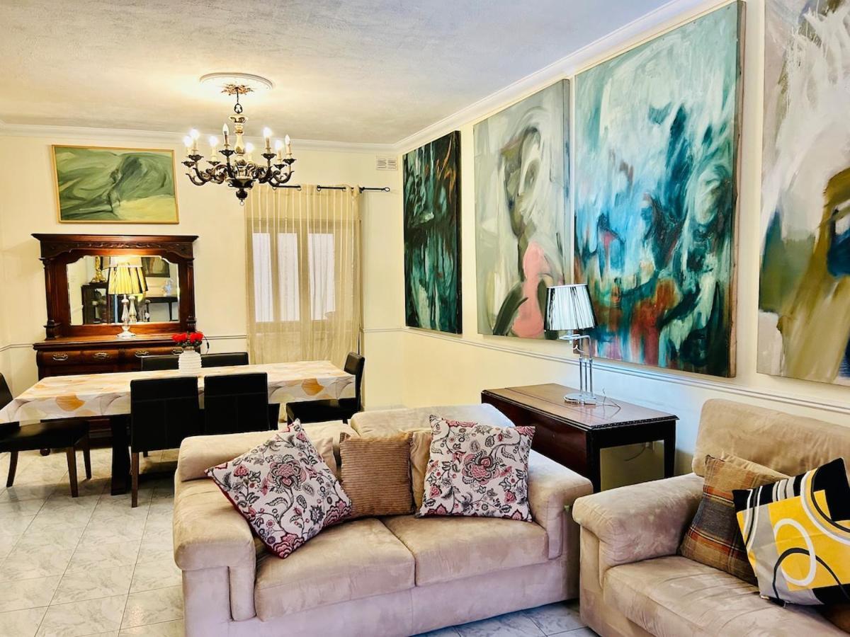 Homestay Meridian Spacious Wlk To St Julian's And Sliema Seafront, Balluta Bay *