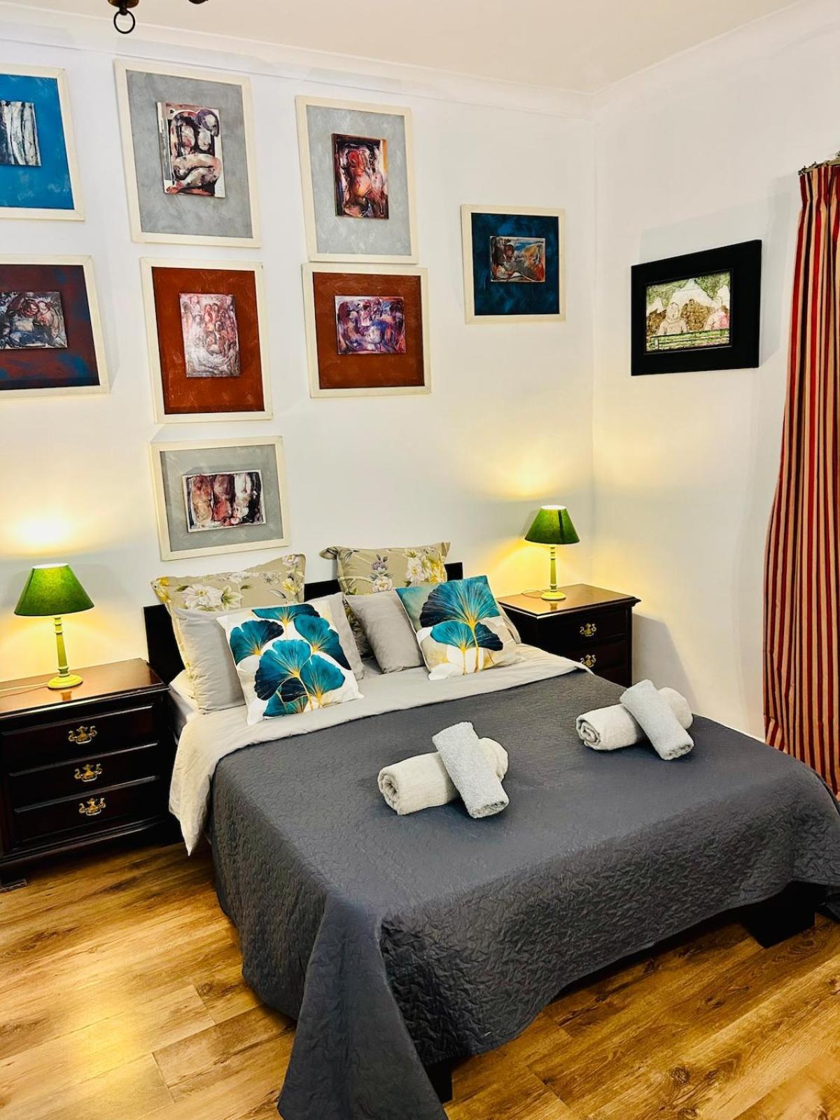 Meridian Spacious Wlk To St Julian's And Sliema Seafront, Balluta Bay Homestay Gzira
