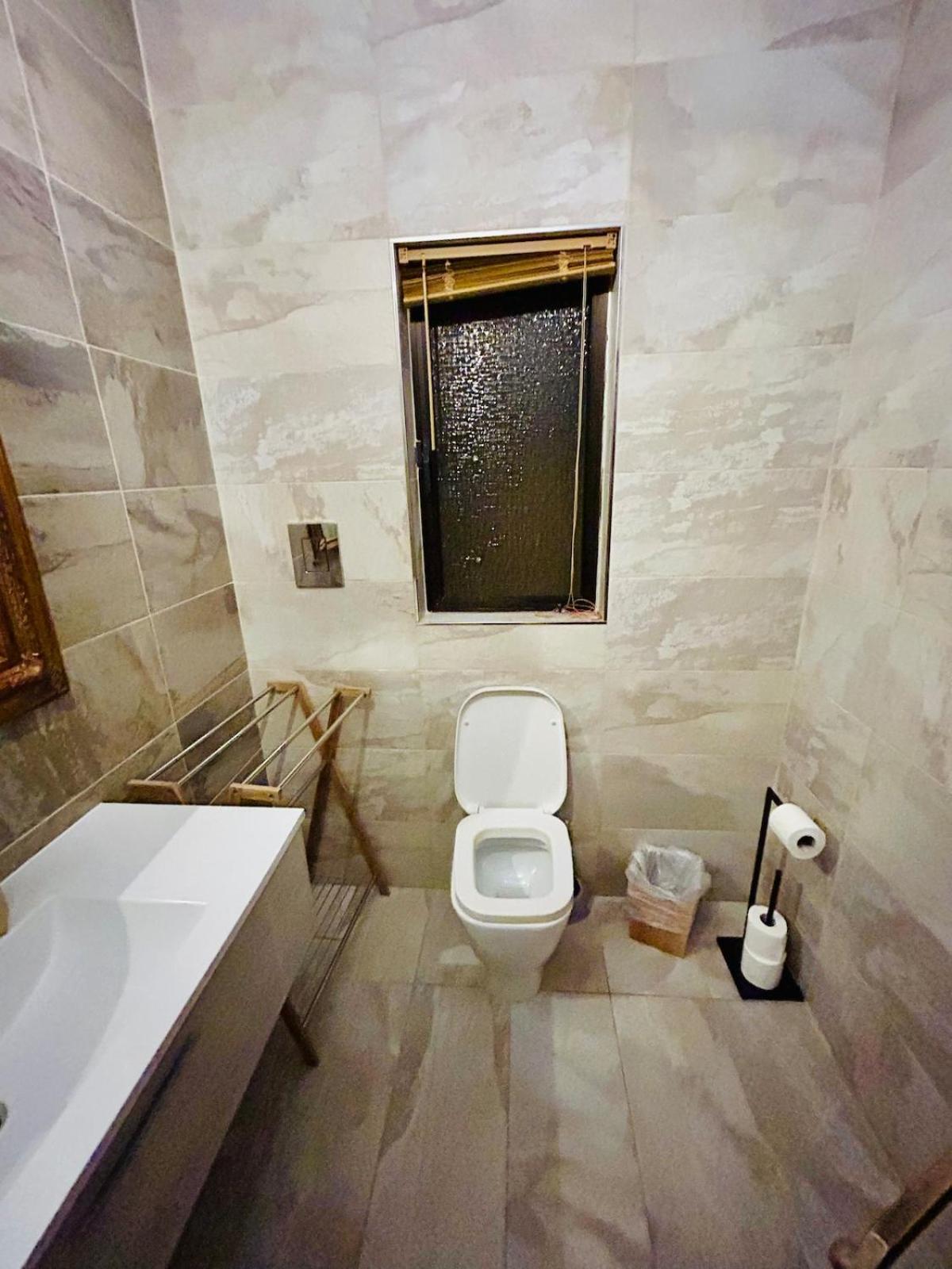 Homestay Meridian Spacious Wlk To St Julian's And Sliema Seafront, Balluta Bay *