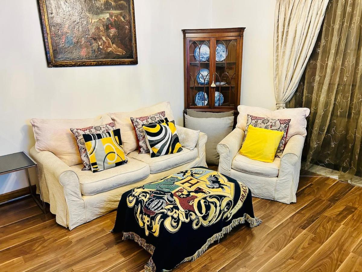 Homestay Meridian Spacious Wlk To St Julian's And Sliema Seafront, Balluta Bay