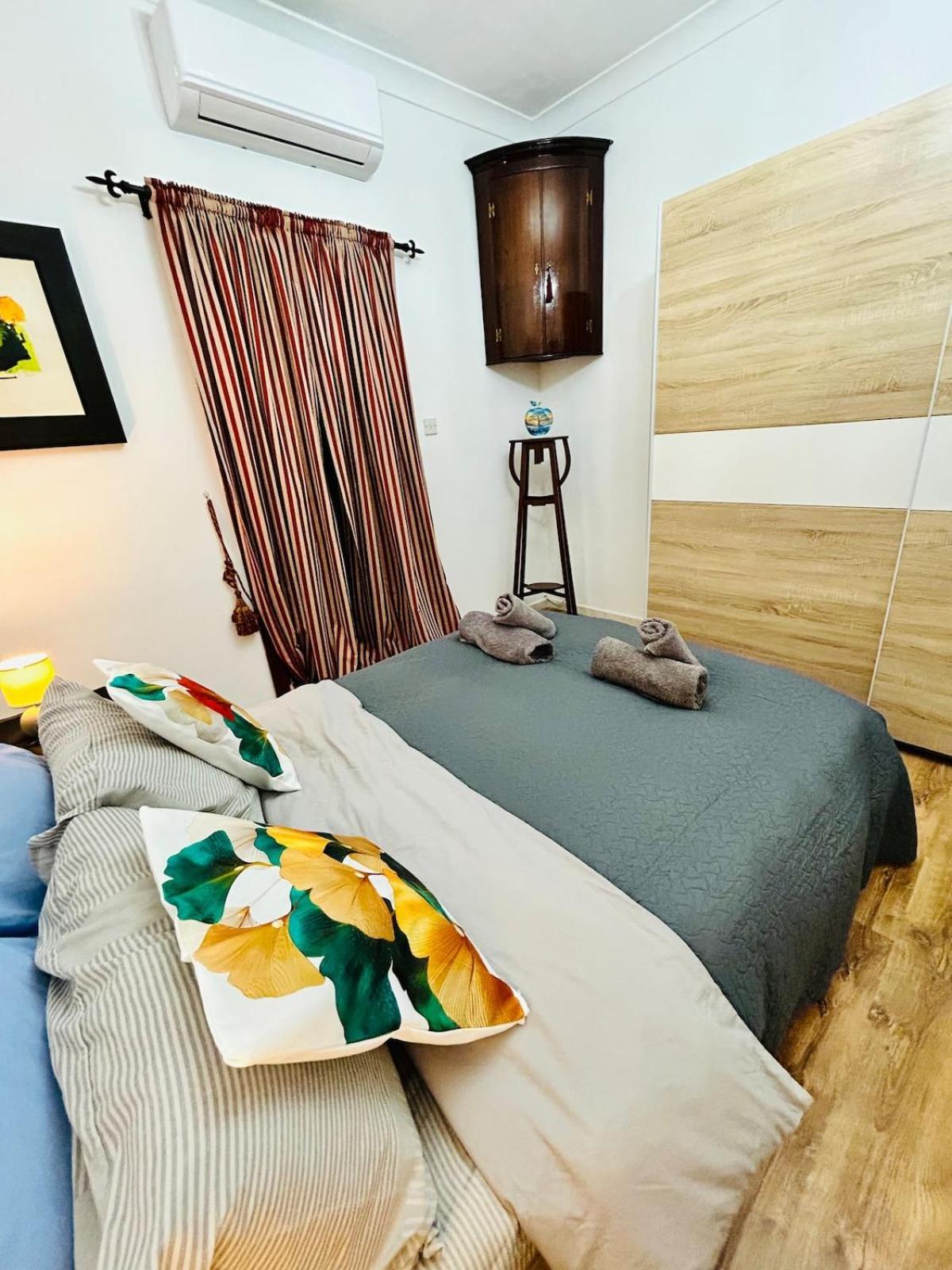 Meridian Spacious Wlk To St Julian's And Sliema Seafront, Balluta Bay Homestay Gzira