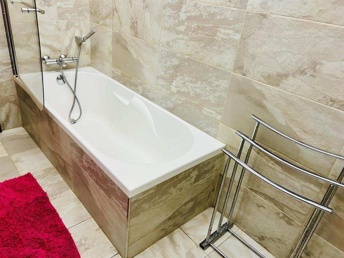 Alloggio in famiglia Meridian Spacious Wlk To St Julian's And Sliema Seafront, Balluta Bay